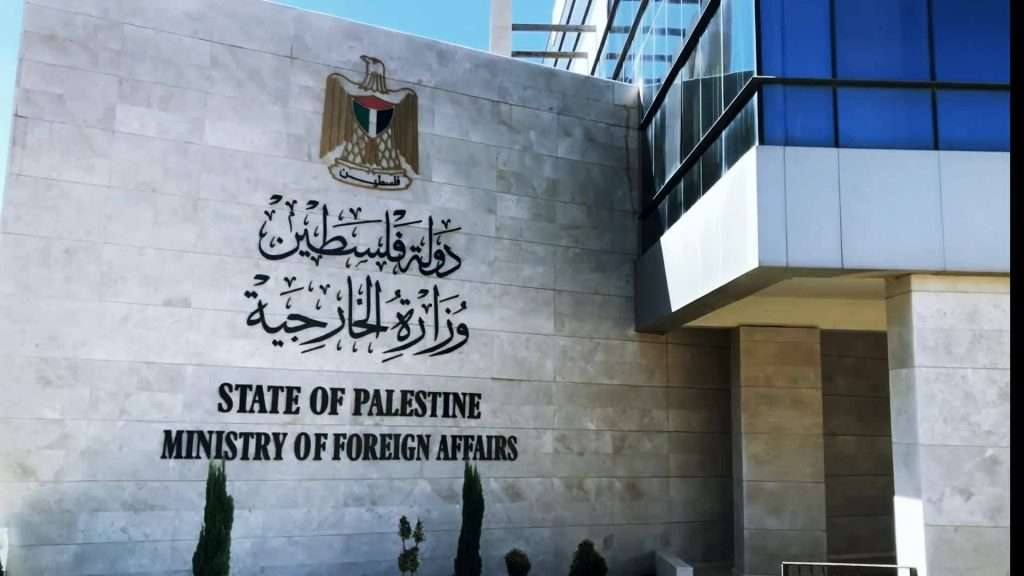 “الخارجية”: 5 فلسطينيين مفقودين بحادثة غرق المركب قبالة السواحل التونسية