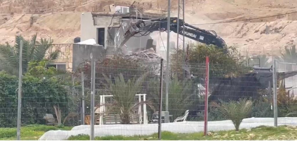 هدم وإخطار بالهدم في الديوك التحتا